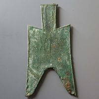 大型尖足布甘丹