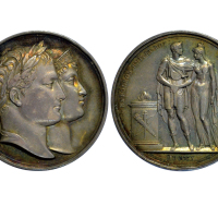 1810年法国拿破崙与玛丽·露易丝·库伯婚礼的青铜纪念章，32mm，近未使用
