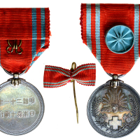 1946年日本红十字勋章一对 近未流通