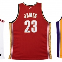  NBA球星科比、乔丹、詹姆斯 三人亲笔签名球衣