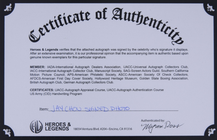  周杰伦 亲笔签名照片