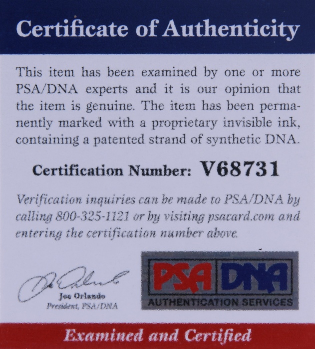  007邦德扮演者罗杰·摩尔与乔治·拉扎贝双亲笔签名照片