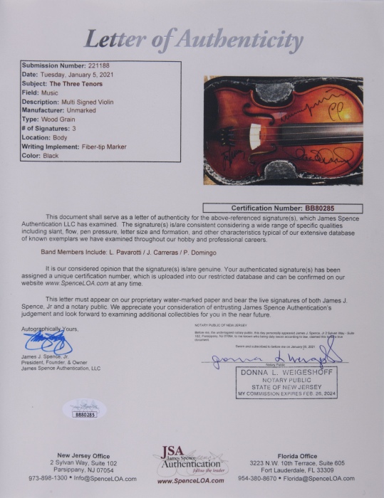  帕瓦罗蒂、多明戈、卡雷拉斯 亲笔签名小提琴