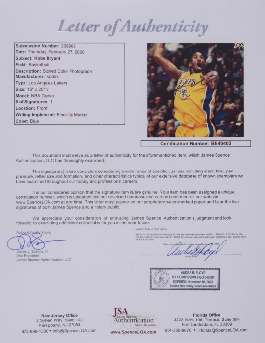 NBA球星科比 亲笔签名照片