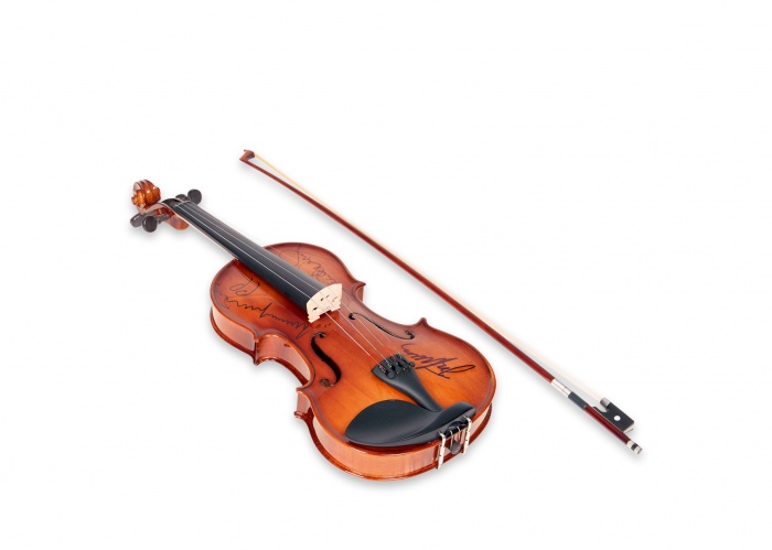  帕瓦罗蒂、多明戈、卡雷拉斯 亲笔签名小提琴