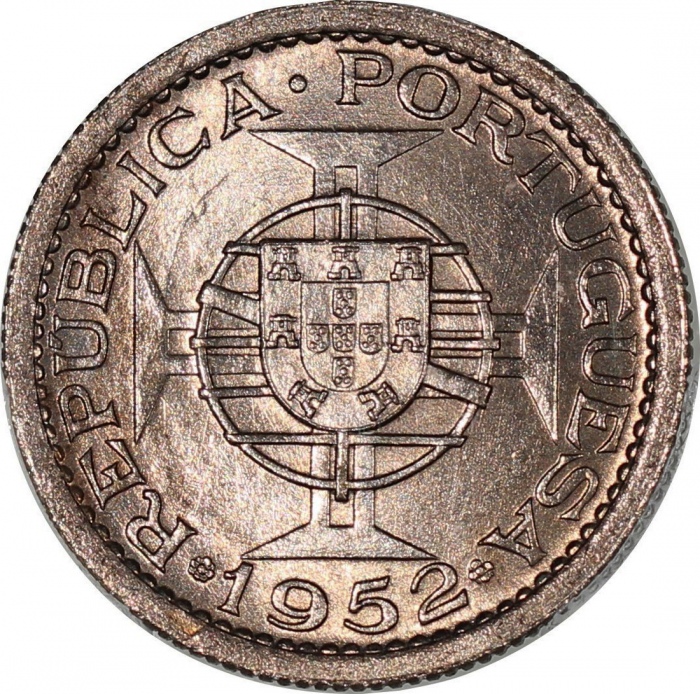  1952年澳门五毫一对，PCGS分别评MS66及MS67，#31062001，#31062004