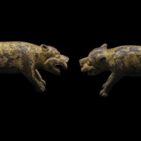  清铜制鎏金老虎把件 