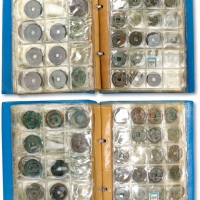  钱币收藏册共六册，内含历代钱币约625余枚，品种繁多，品相不一，可见收藏十分用心，沪上前辈藏家旧藏，敬请现场预览