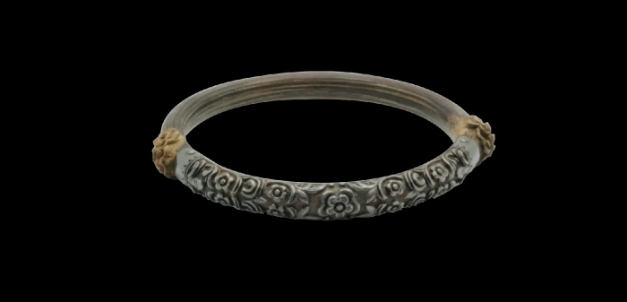  清鸡血藤包银手镯 