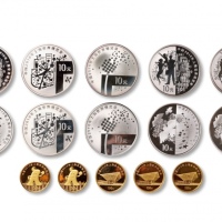  2009-2010年上海世界博览会彩色金银币一组五套