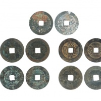  清顺治通宝东一厘小平、清康熙通宝小平满汉福小福、清雍正通宝小平宝源局、清乾隆通宝小平大样宝泉局、清嘉庆通宝小平宝源局 公博评级 美85 、公博评级 美85 、 美82 、公博评级 美82 、公博评级美