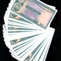  1976年香港上海汇丰银行10元连号50枚，编号MF354251-300，第一枚有碰痕跡，其他UNC品相 Hong Kong & Shanghai Banking Corporation, a con