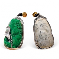  当代“荷叶图”18K白金翡翠镶钻挂件一件，重：92.922g，做工精美，带证书，保存完好