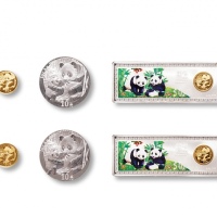  2005年熊猫1/10盎司金币、一盎司银币各二枚