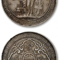  1902年香港不列颠尼亚女神站像壹圆银币一枚，整体清晰，灰色老包浆，状态自然，金盾PCGS XF Detail（87121439）