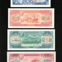  1959年朝鲜中央银行纸币一组六枚，由伍拾钱至一佰圆，编号266206、782871、78458、025738、706942及327833，部分有微黄，均UNC（5） North Korea, a s