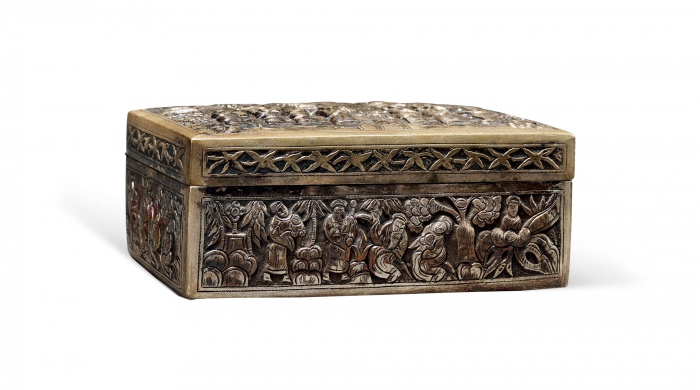  早期人物故事图长方形银盒一件，重：256g，老工，图案繁复精美，海外回流，保存完好