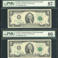  1976年美国贰圆一组两枚，补号D01087006*-7007*，均PMG66EPQ-67EPQ（2） United States: Federal Reserve Note, a pair of $