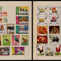  中东邮票集一本约850枚