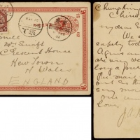  清二次邮资双片之回片1902年重庆寄英国，加贴蟠龙1分、2分各一枚，计邮资4分