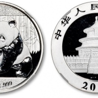 2012年熊猫纪念银币1盎司 NGC MS 69