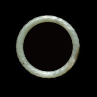  清白玉绞丝手镯 