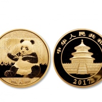  2017年熊猫纪念金币100克 完未流通