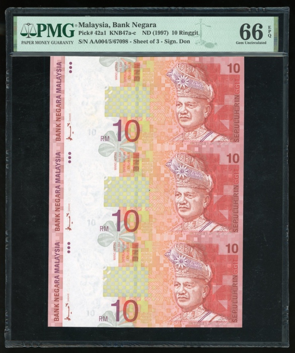 1995及97年马来西亚拾令吉三连体纪念钞各一枚，编号位数7098，均PMG66EPQ（2） Malaysia, a pair of uncut 3x 10 ringgits, ND(1995) an