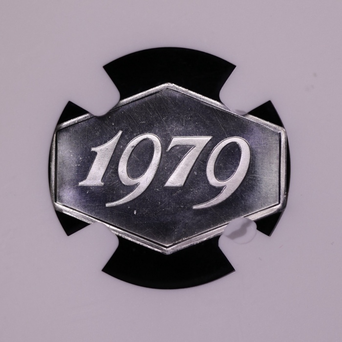  1979年羊章 NGC MS 66