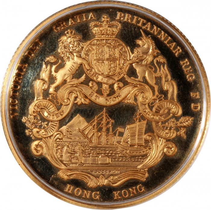 1992年香港猴年生肖精铸纪念金章一组两枚，由皇家造币厂铸，含金量91.6%，分别重0.56及0.57盎司，有雾化